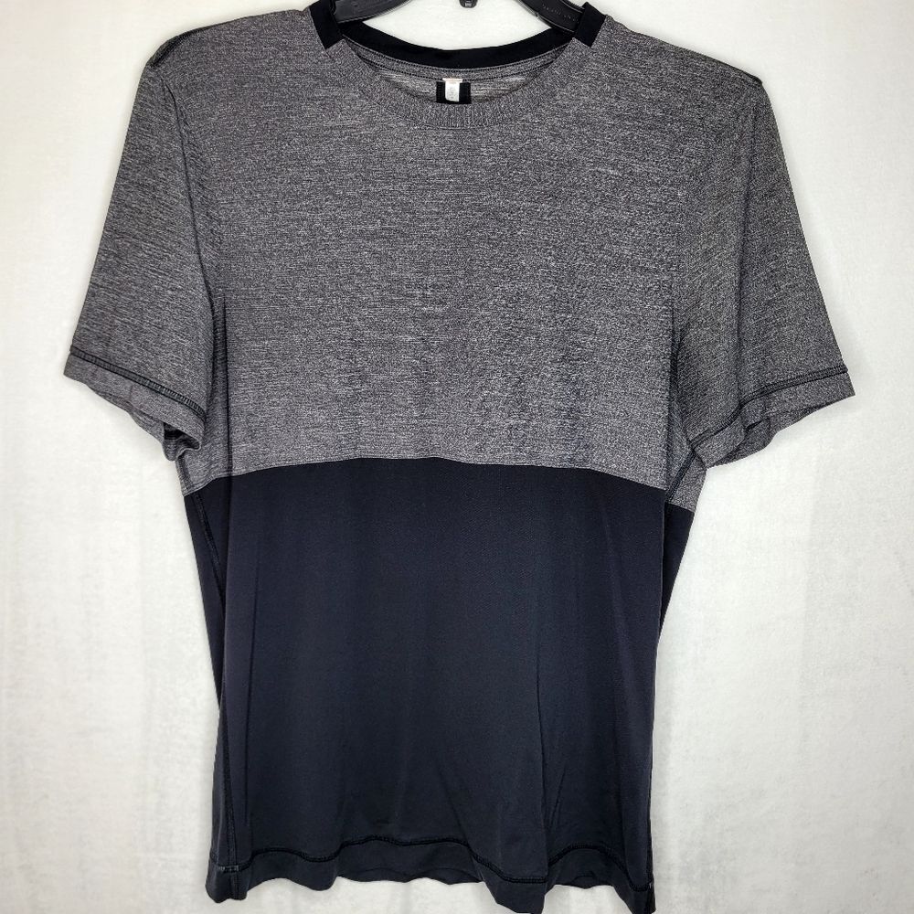 Lululemon Gray/Black Colorblock Activewear Shirt Size Medium